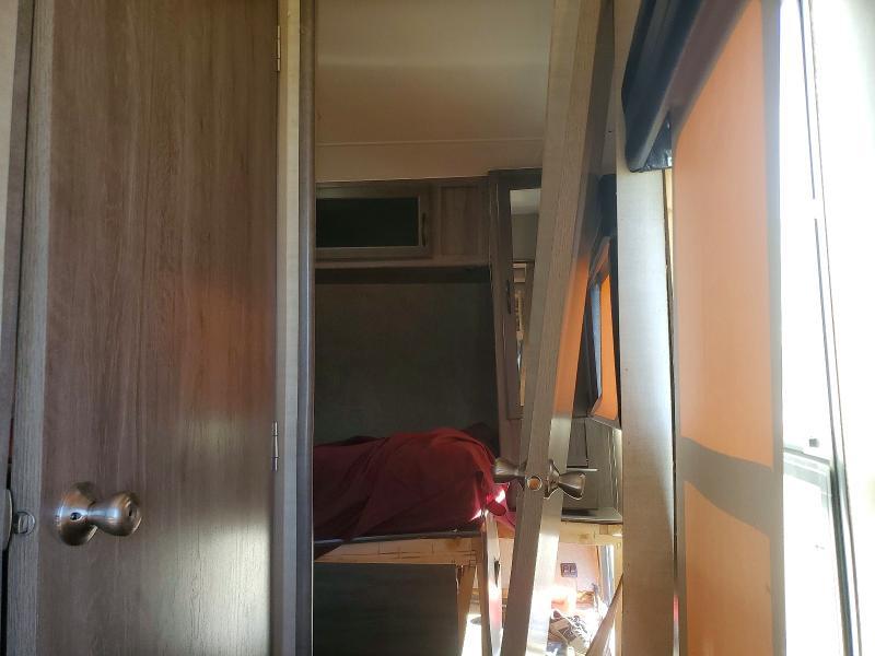 2018 Pacifworks 2018 Pacific Coachworks Sandsport Camper