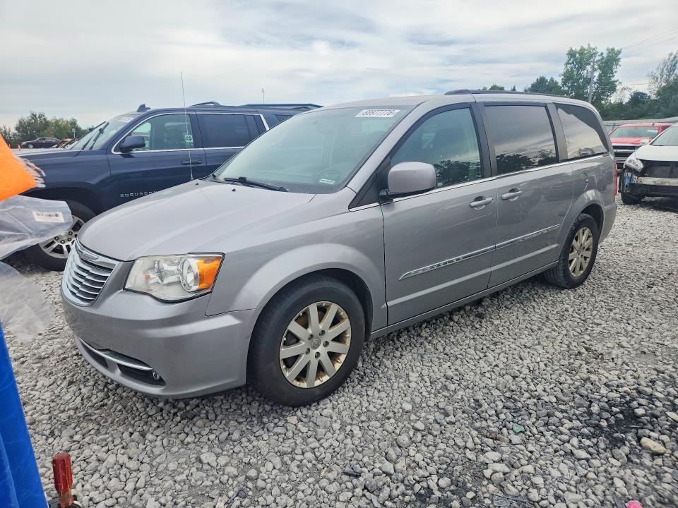 2016 Chrysler Town & Country Touring