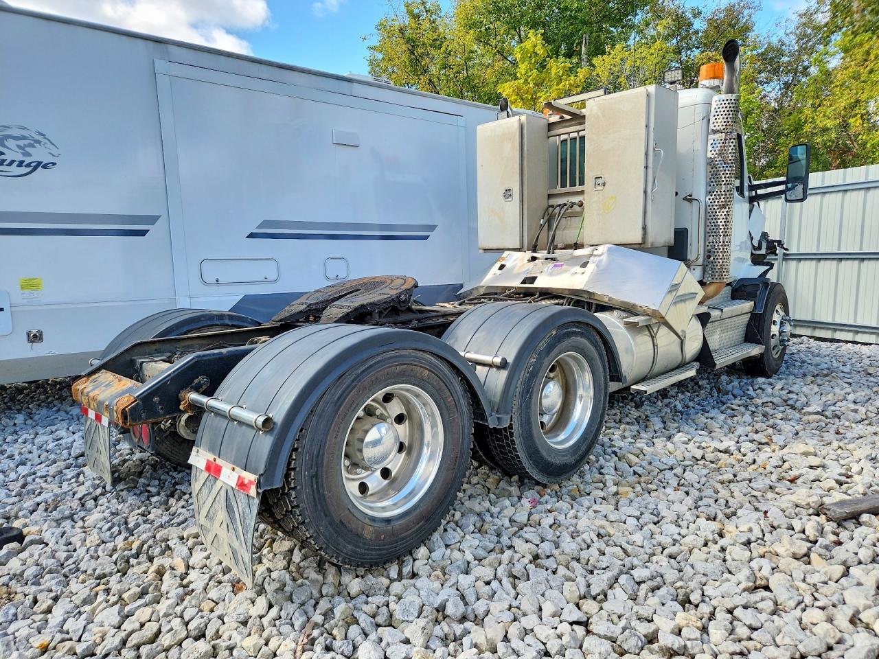 2020 Kenworth Construction T880