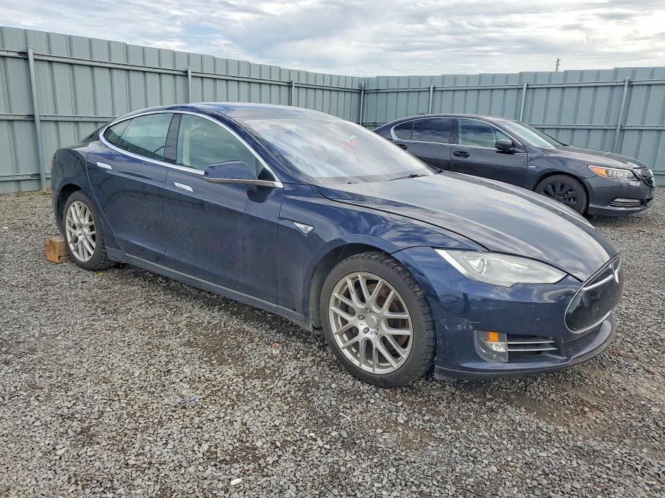 2013 Tesla Model S