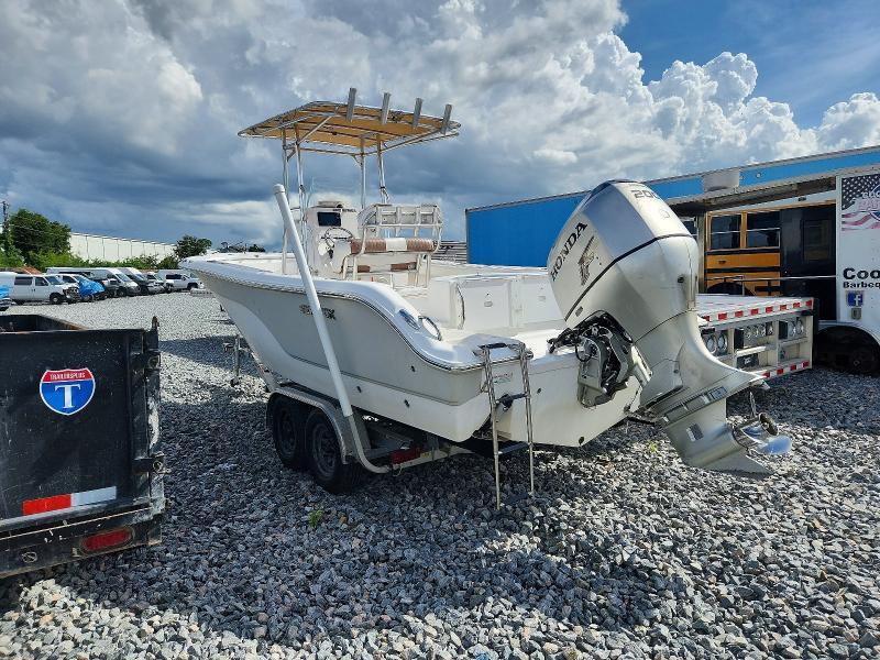 2009 Sea Fox Boat