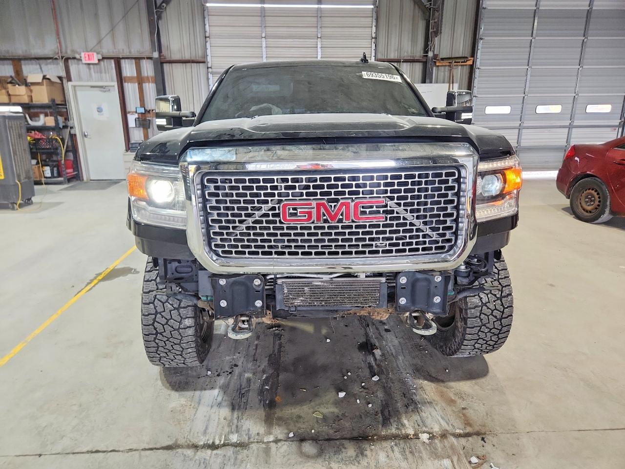 2017 GMC Sierra K2500 Denali