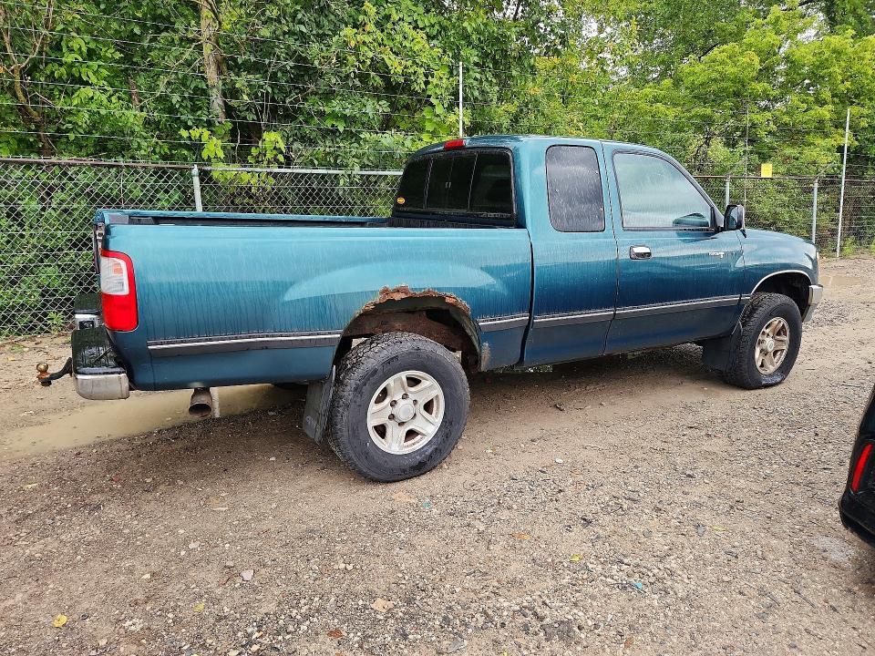 1998 Toyota T100 SR5