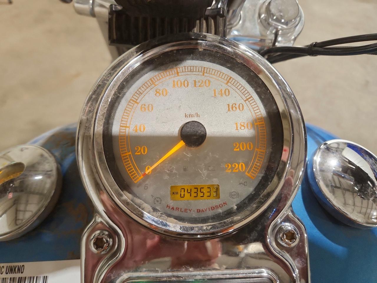 2011 Harley-Davidson Fxdc