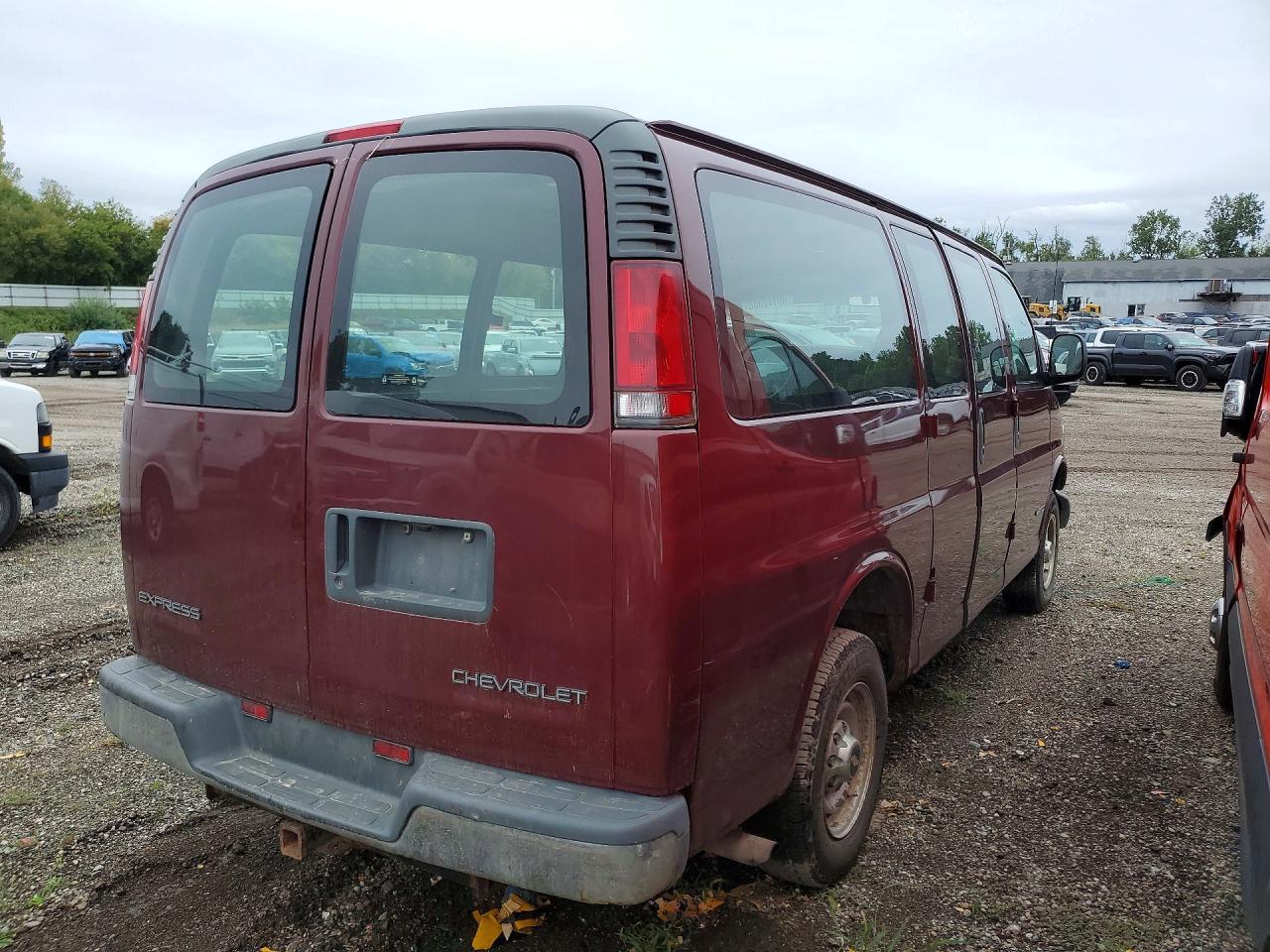 2002 Chevrolet Express G2500