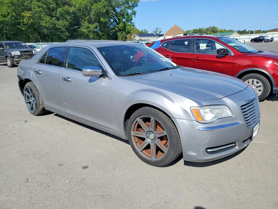 2013 Chrysler 300