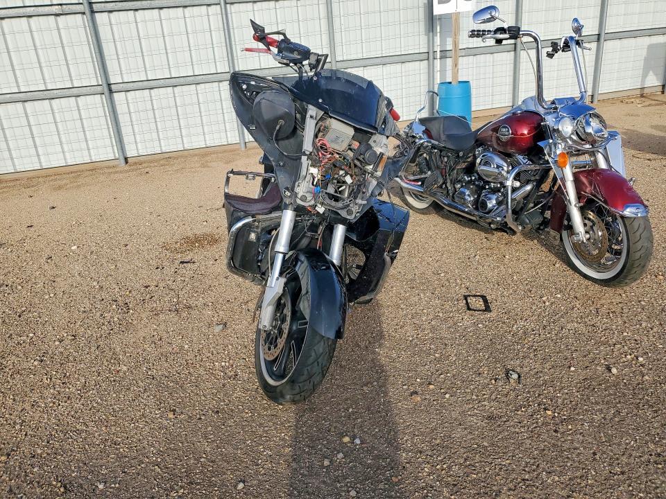 2013 Victory Cross Country Touring
