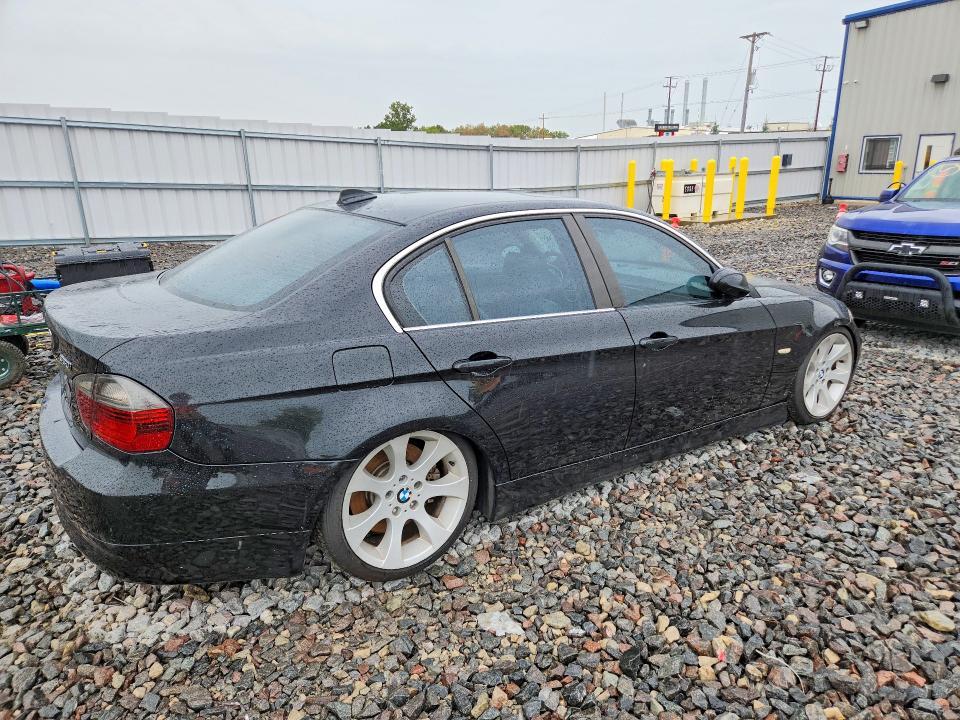2006 BMW 330 I