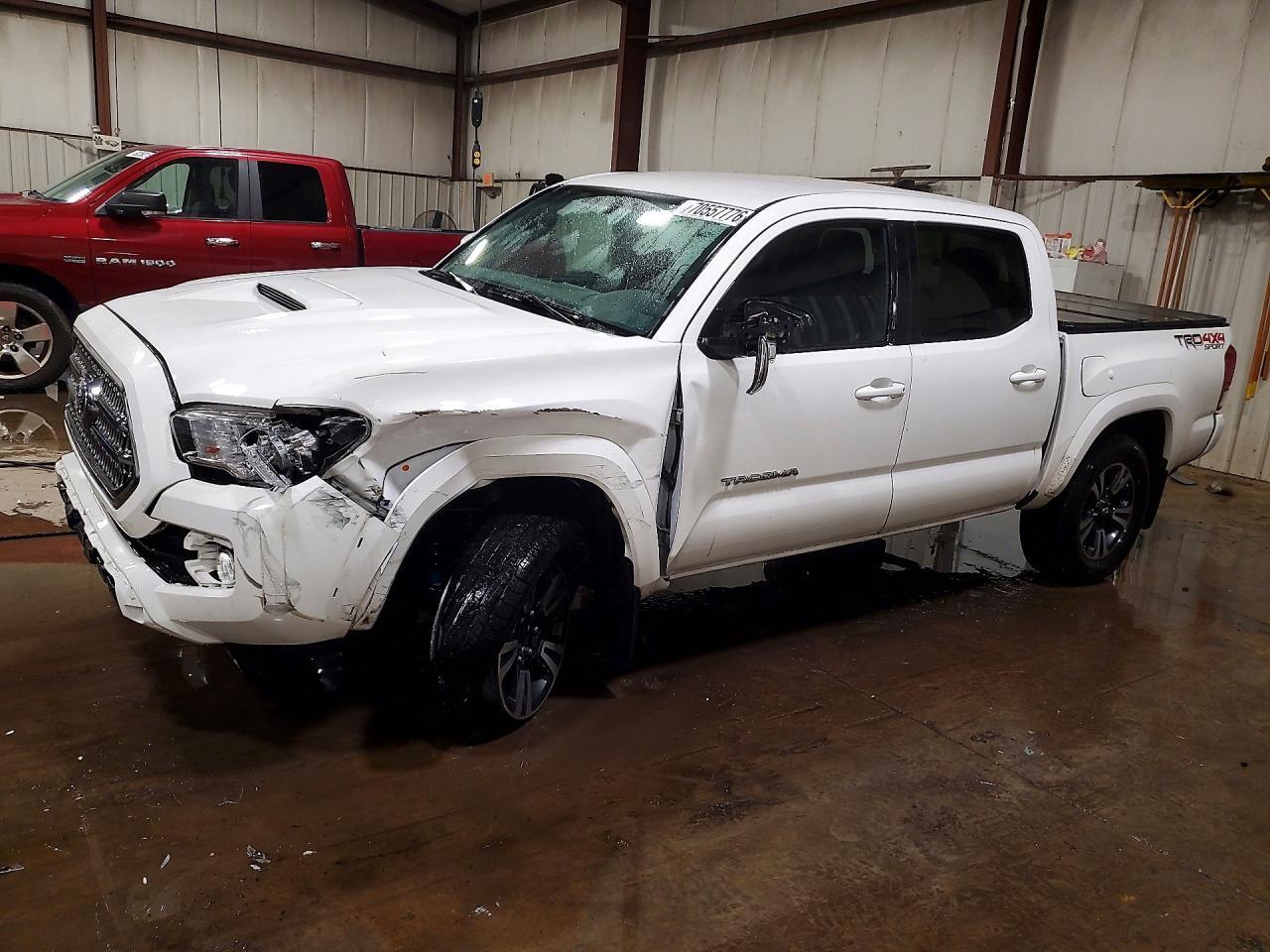 2016 Toyota Tacoma TRD Sport