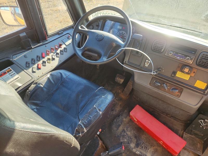 2011 Thomas SAF-T-LINER C2-School Bus