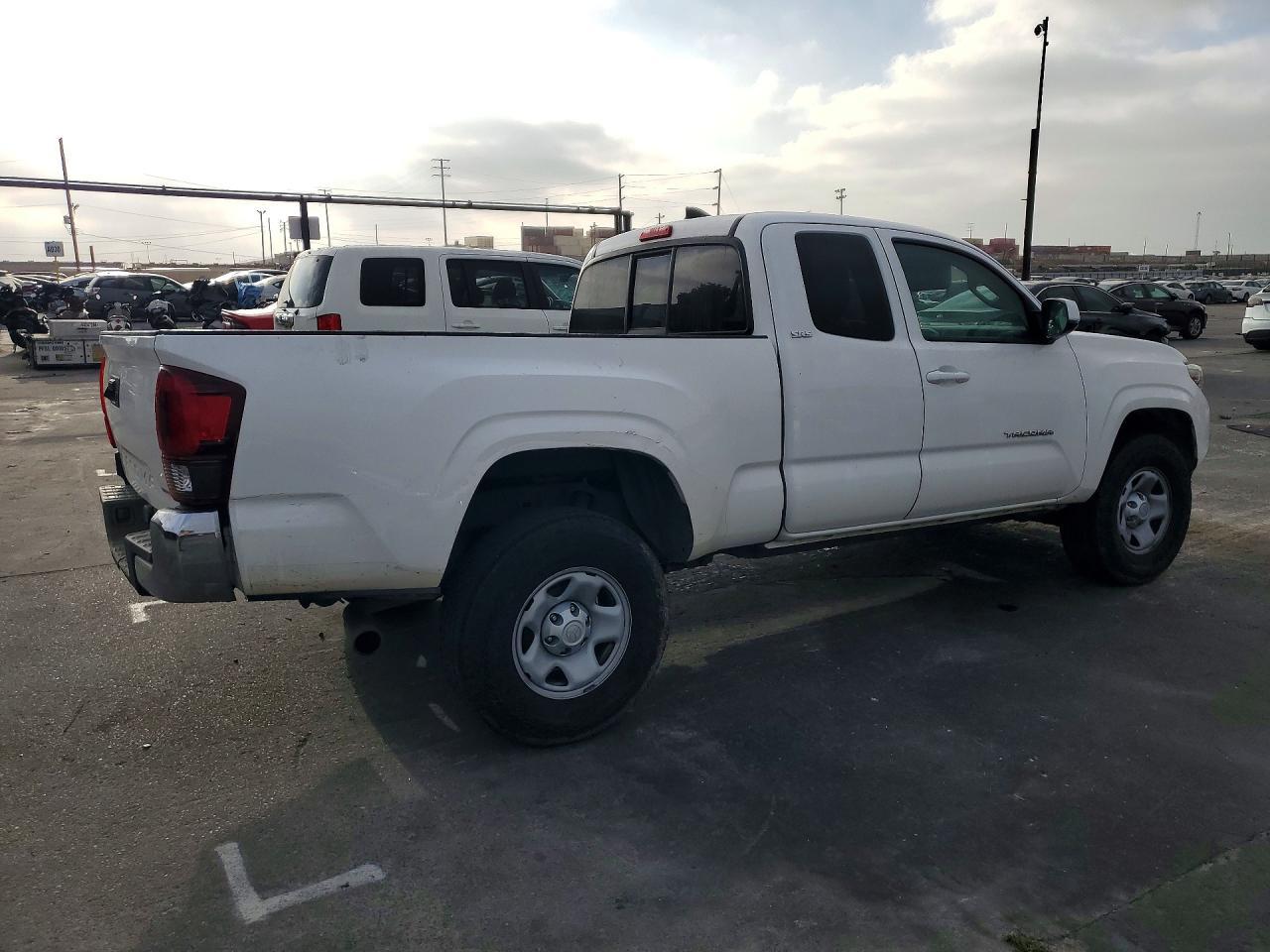 2018 Toyota Tacoma SR5
