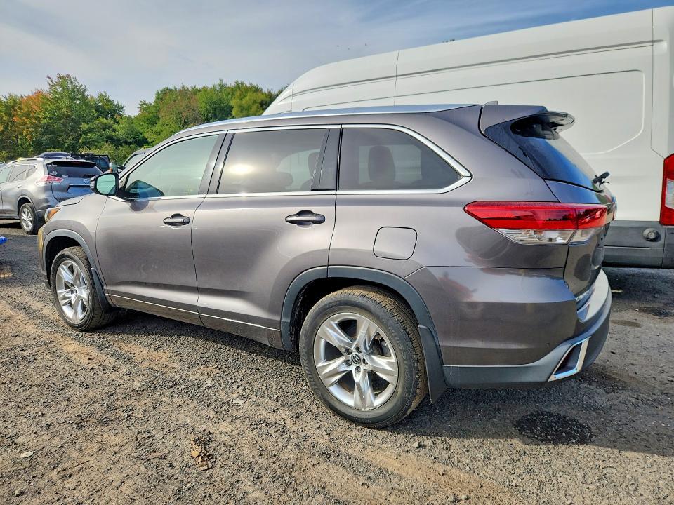 2018 Toyota Highlander Limited