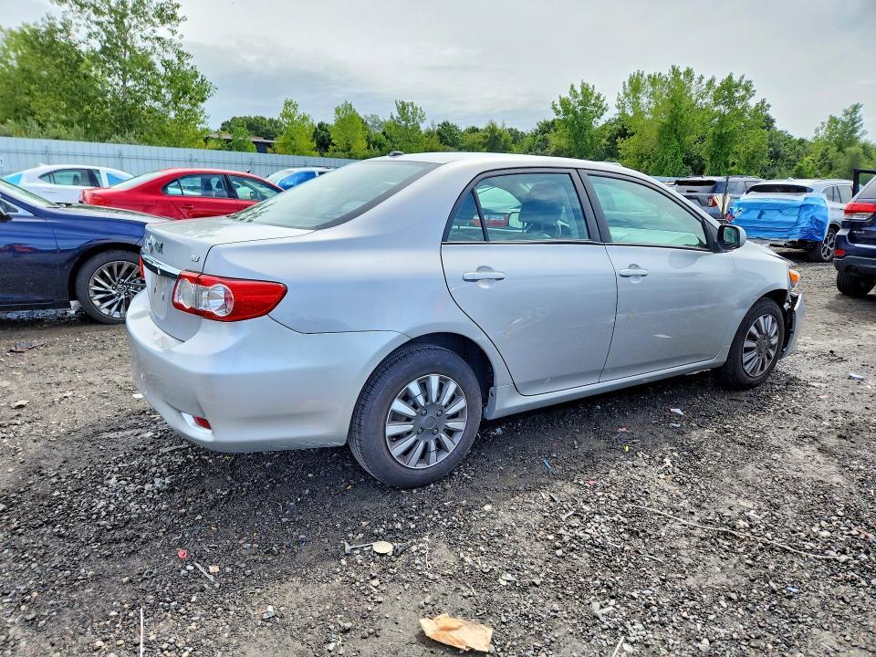 2011 Toyota Corolla LE