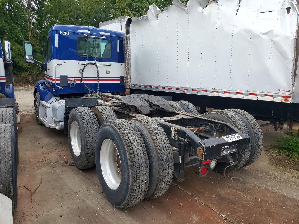 2017 Peterbilt 579 Semi Truck