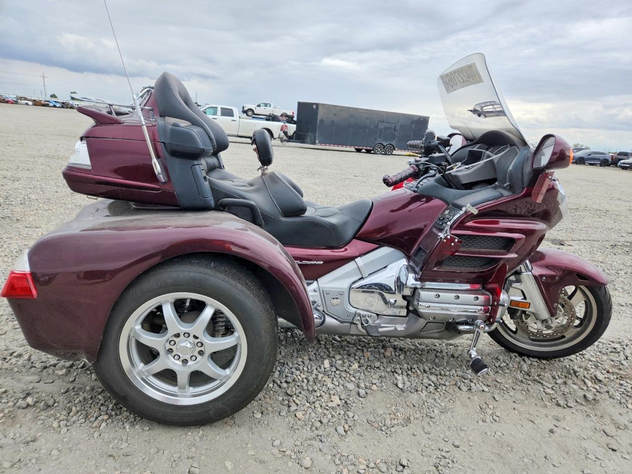 2006 Honda GL1800