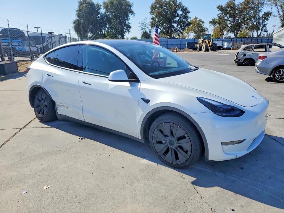 2025 Tesla Model Y