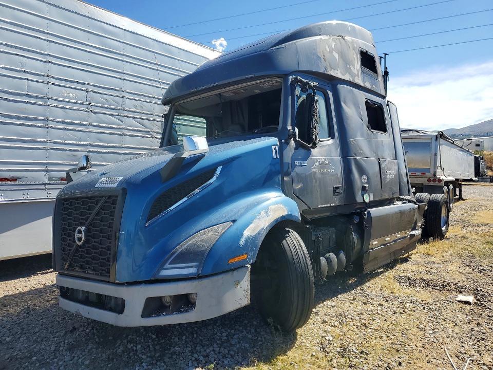 2023 Volvo VNL Semi Truck
