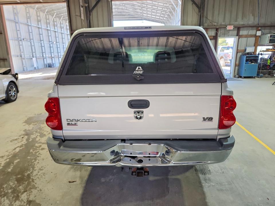 2005 Dodge Dakota Quad SLT