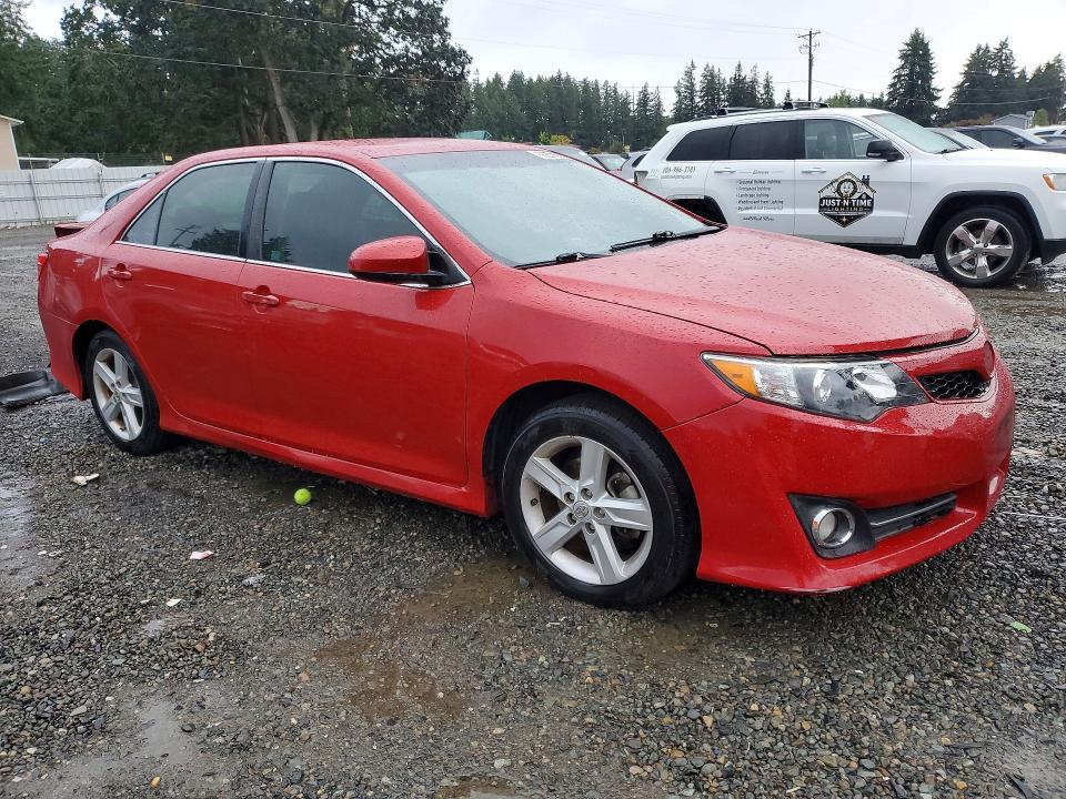 2013 Toyota Camry se