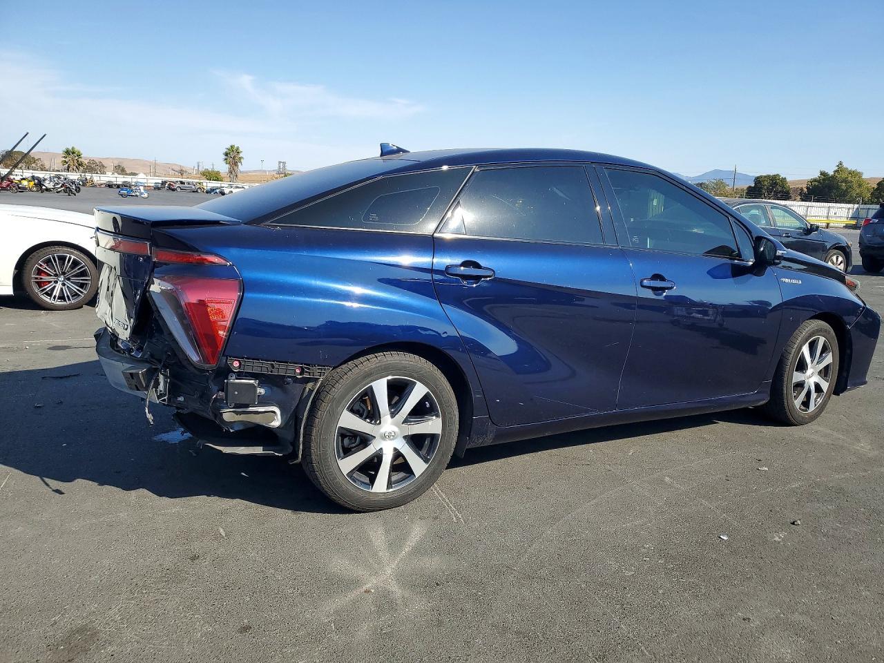 2018 Toyota Mirai Base