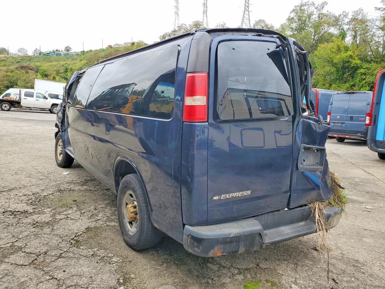2013 Chevrolet Express G3500 LS