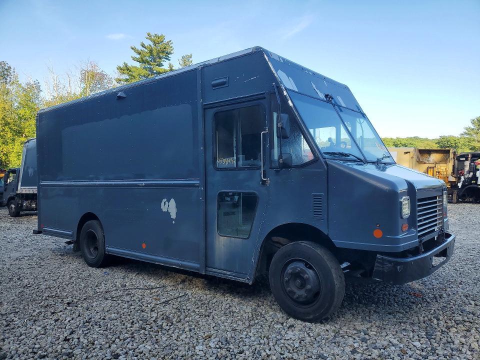2021 Freightliner MT45G Chassis Delivery Truck