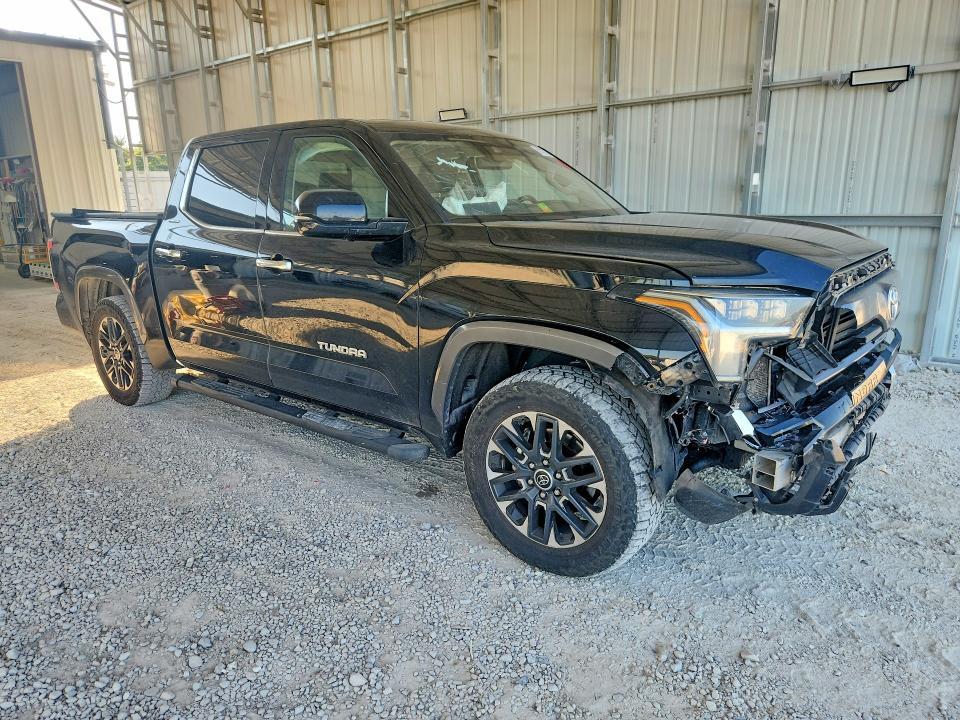 2022 Toyota Tundra Crewmax Limited