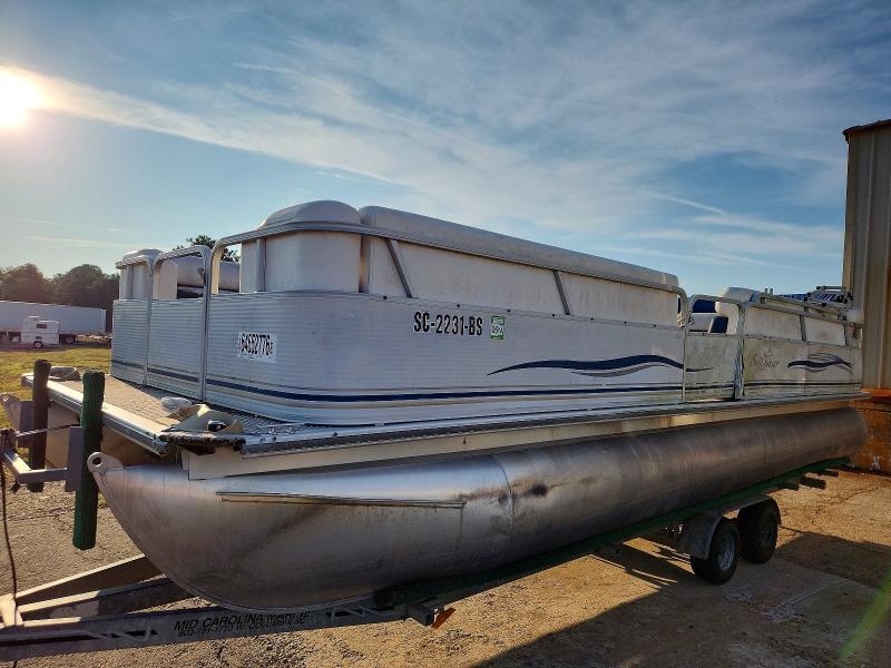 2005 Sylvan 2005 Pontoon Boat