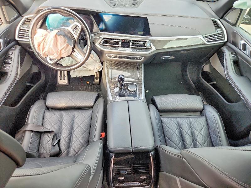2023 BMW X5 M50i