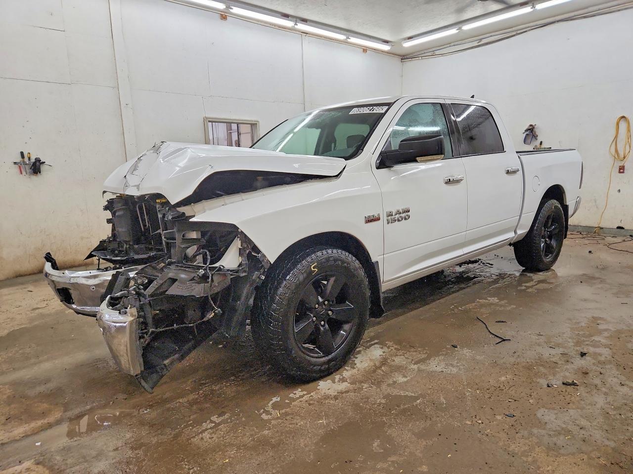 2016 Dodge RAM 1500 SLT