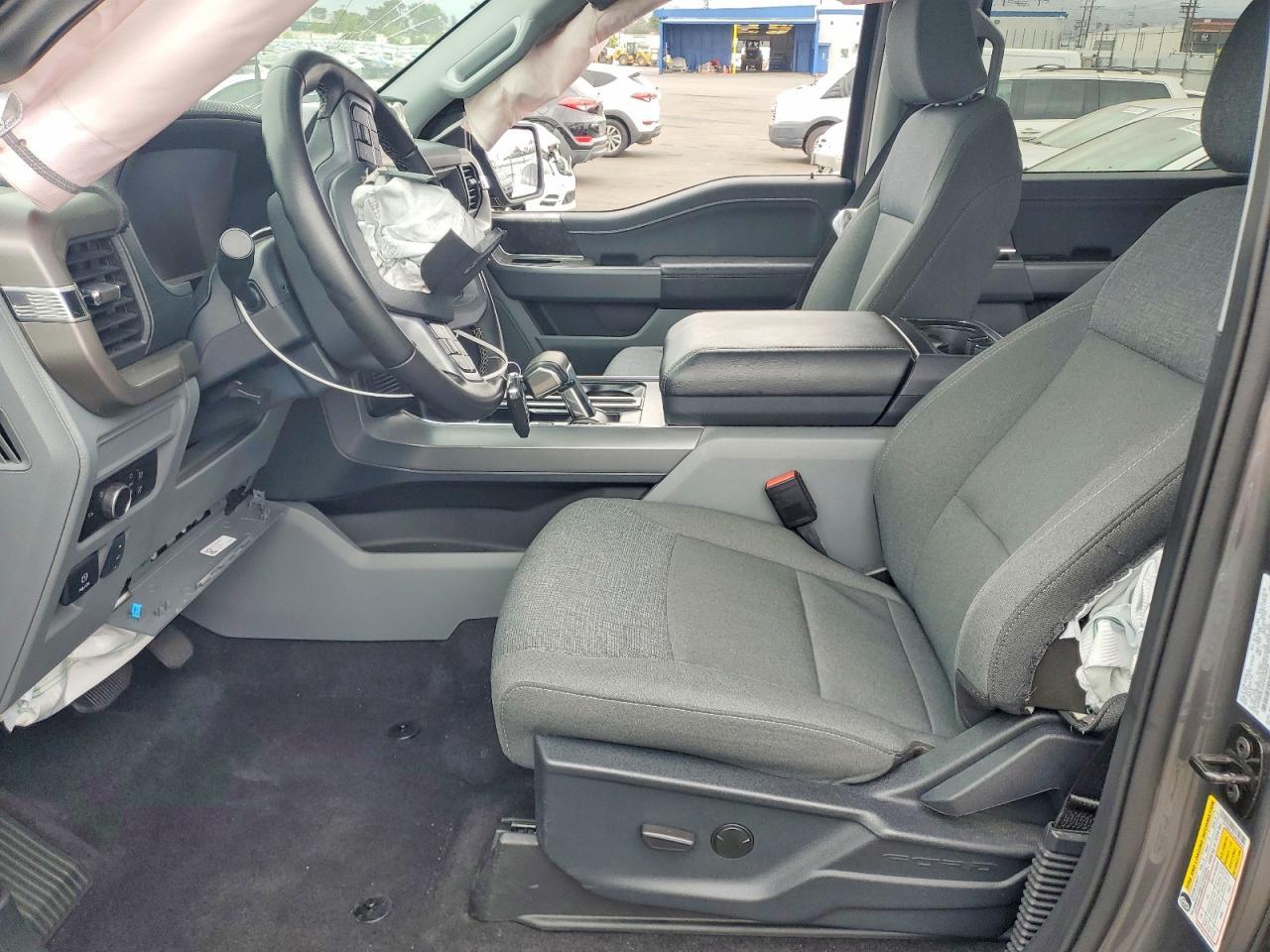 2025 Ford F150 Lightning XLT