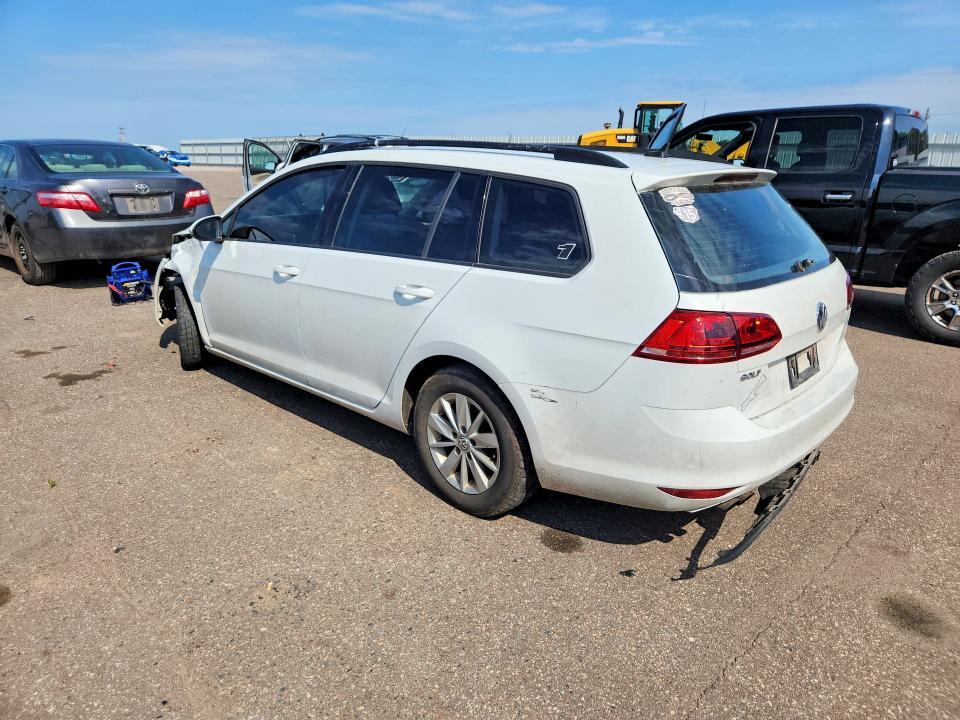 2017 Volkswagen Golf Sportwagen s