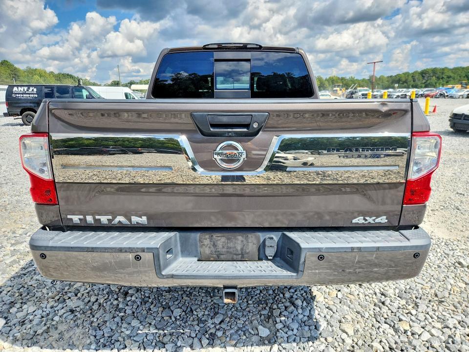 2017 Nissan Titan Platinum Reserve