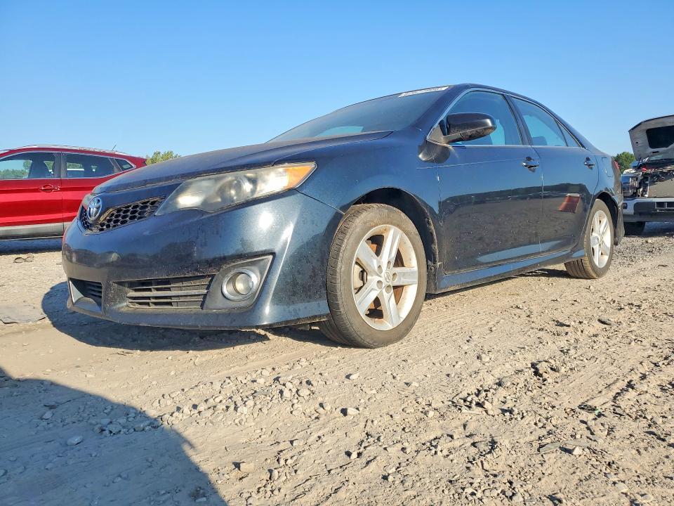 2014 Toyota Camry se