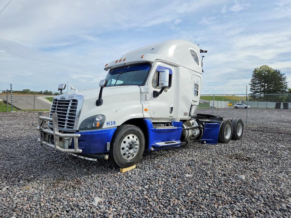 2017 Freightliner CASCAIA125
