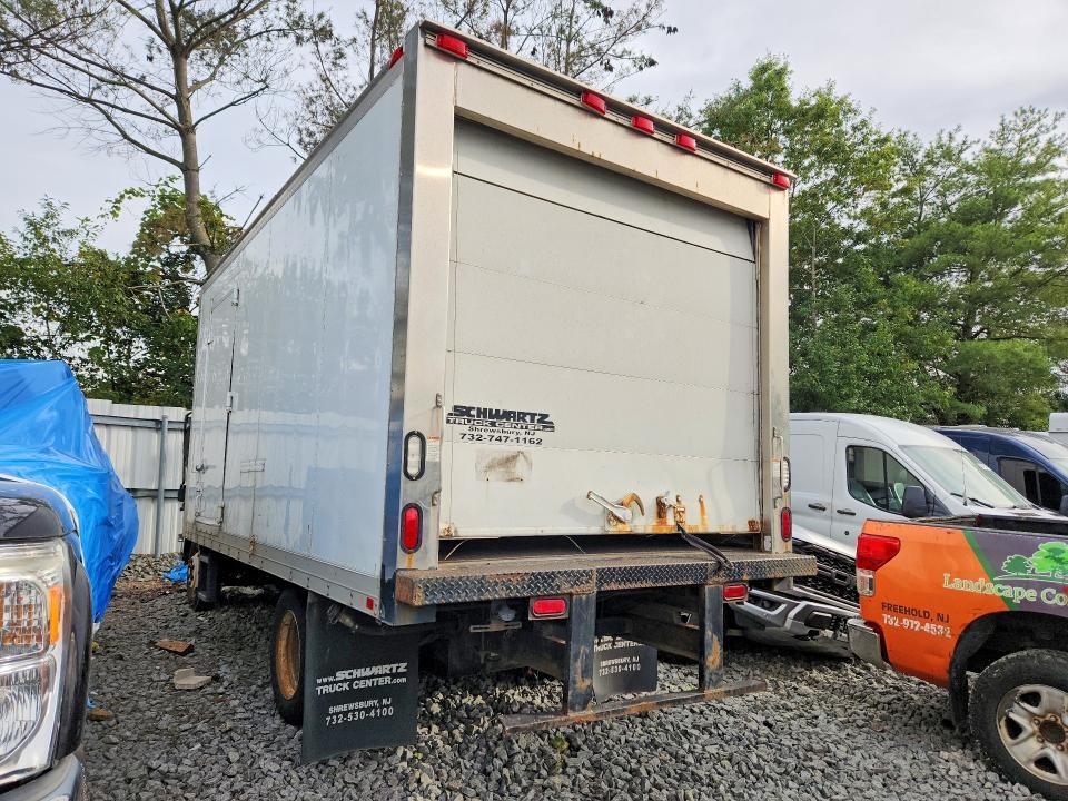 2018 Isuzu NPR HD Refrigerated BOX Truck