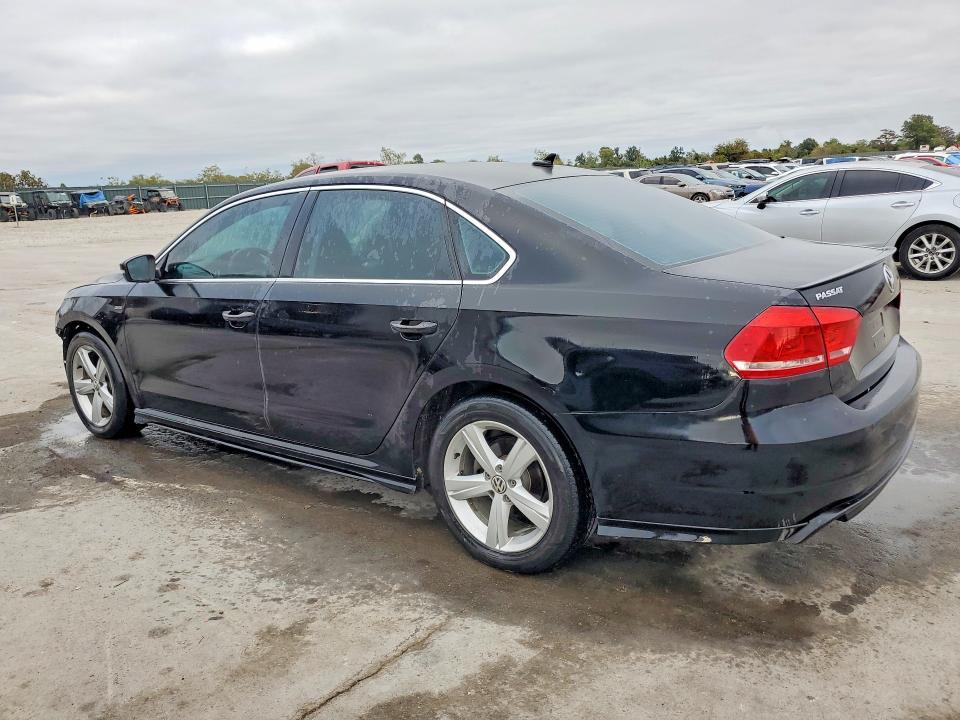 2015 Volkswagen Passat S