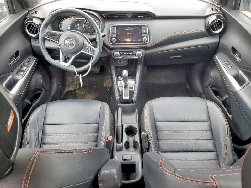 2019 Nissan Kicks SR