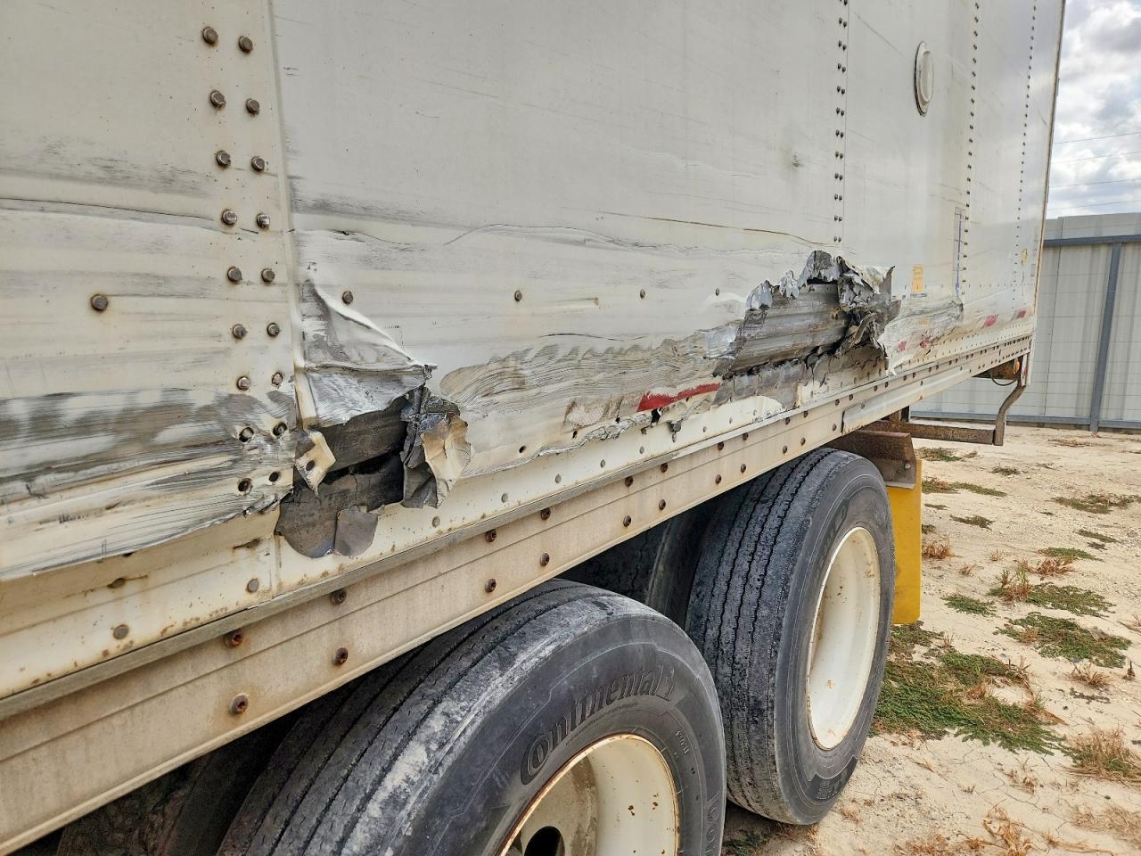 2001 Wabash Dvcvhpc DRY Van Trailer