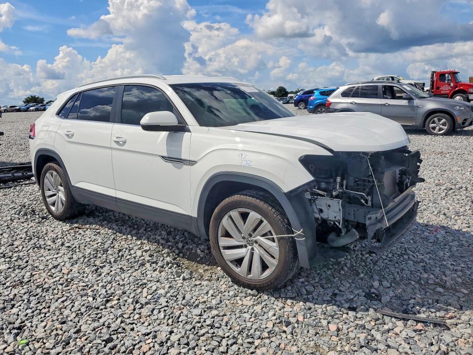 2022 Volkswagen Atlas Cross Sport SE
