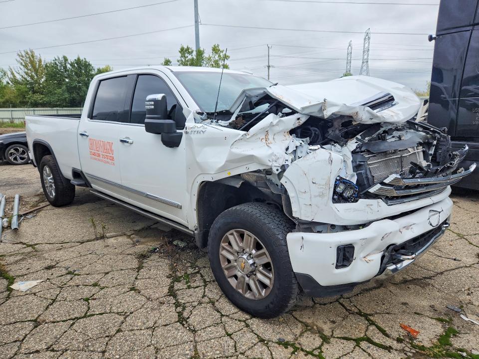 2024 Chevrolet Silverado K3500 High Country
