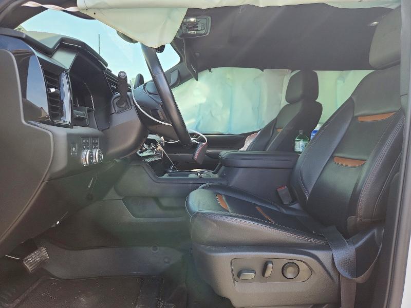 2024 GMC Sierra K2500 AT4