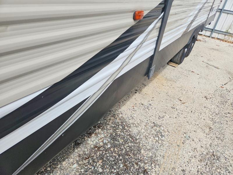 2018 Key Stone 2018  Keystone 29 BKS Hideout Luxury-Camper