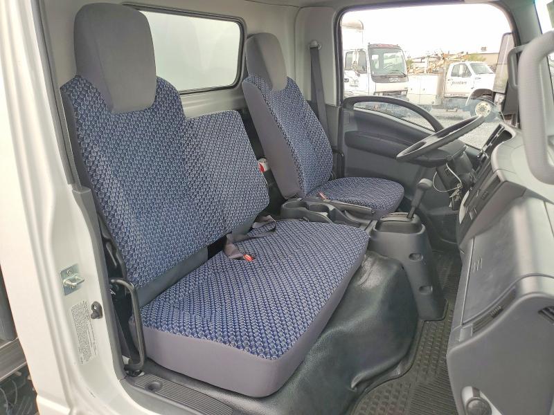 2023 Isuzu NPR HD BOX Truck
