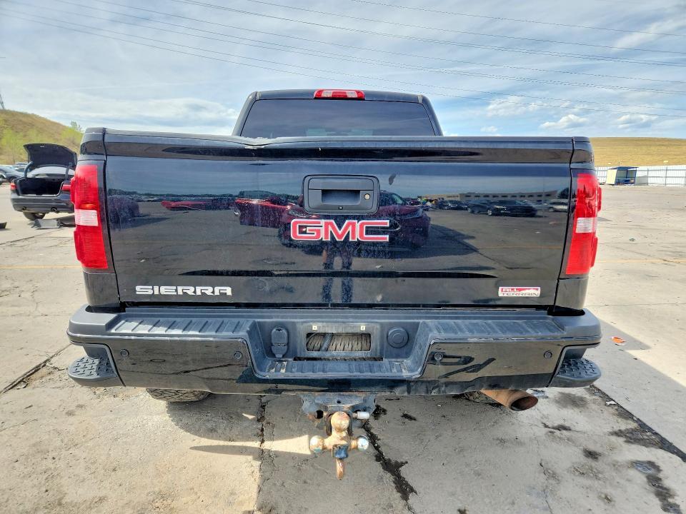 2018 GMC Sierra K2500 SLT