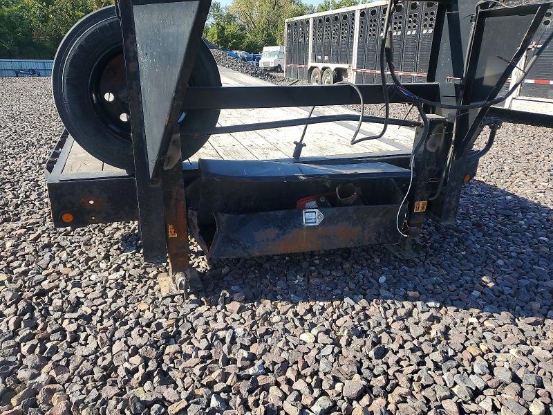 2021 Big Tex 16GN-28BK+5MR Equipment Trailer