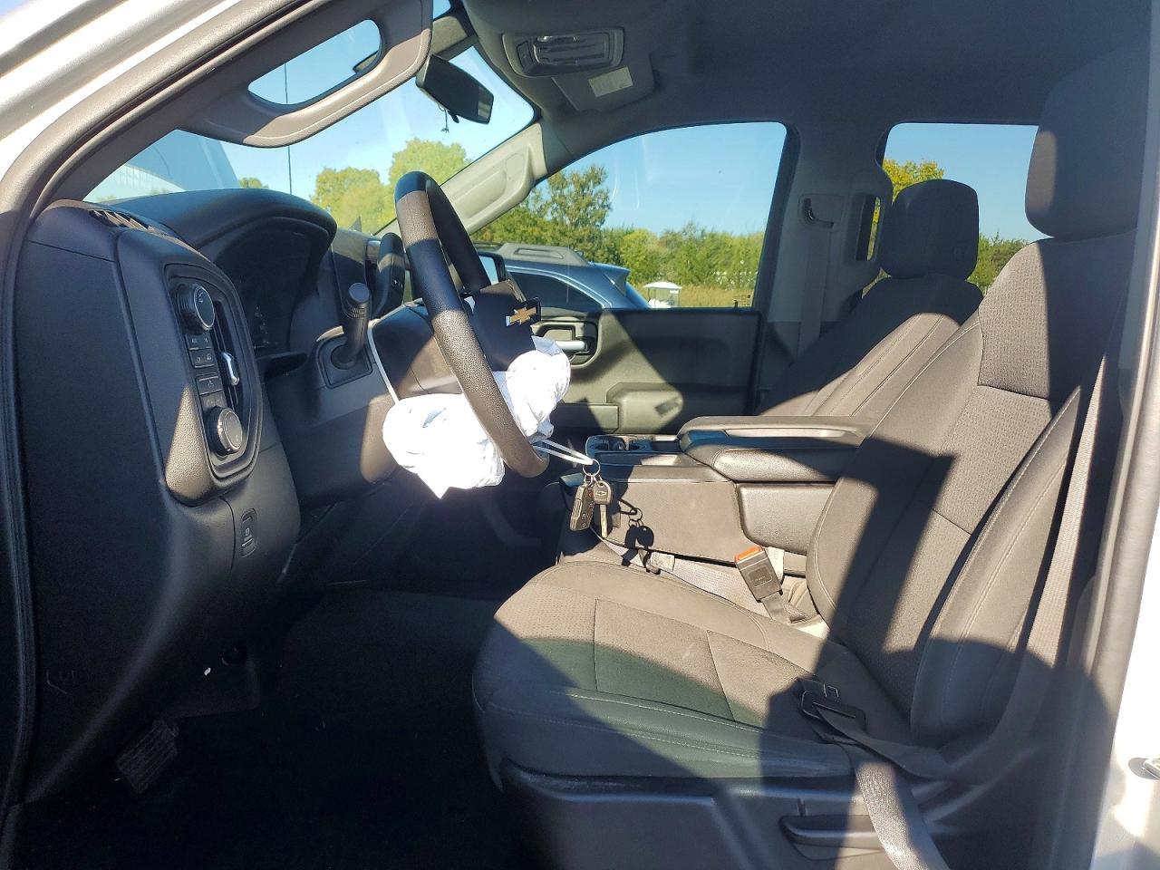 2021 Chevrolet Silverado K1500 Custom