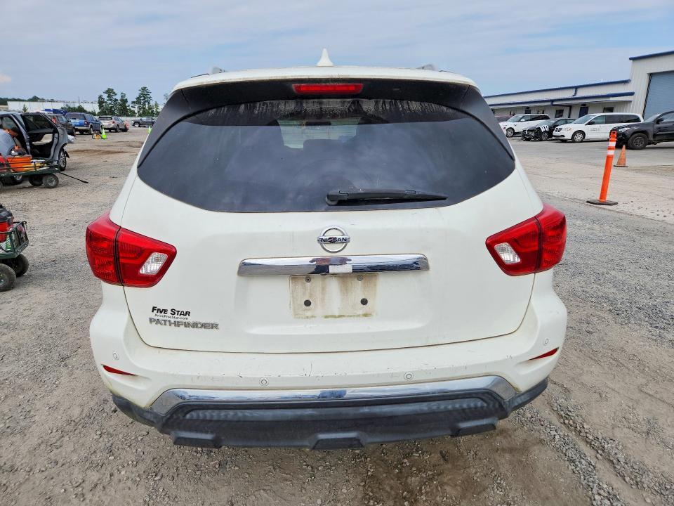 2020 Nissan Pathfinder S
