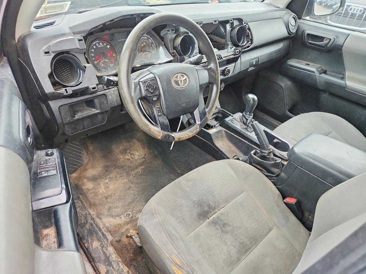 2017 Toyota Tacoma SR