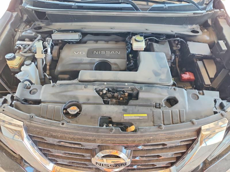 2017 Nissan Pathfinder SL